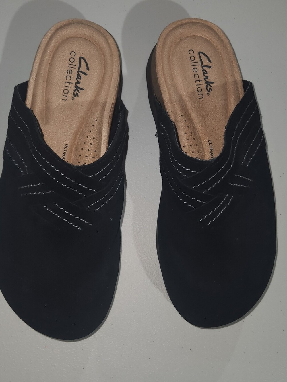 Women's Clarks Black Brynn Glide Leather Suede Slip-On Mules Size US 8 - Picture 2 of 7